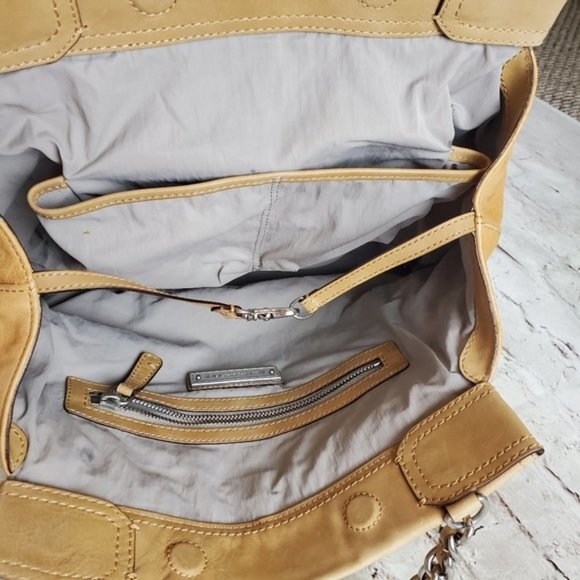 Olivia Harris Square Flap Shoulder Bag Purse Handbag Tan Leather Tote Classic - Picture 7 of 8